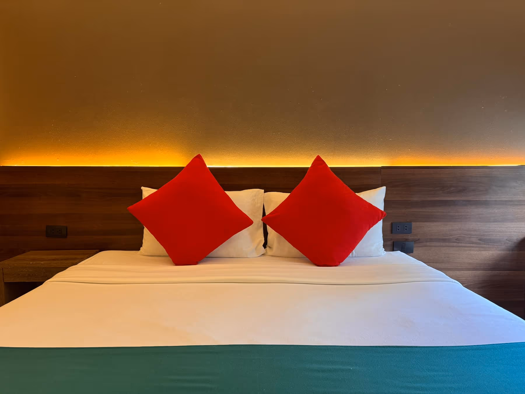 The Viridian Resort Patong Phuket hotel β photo 20