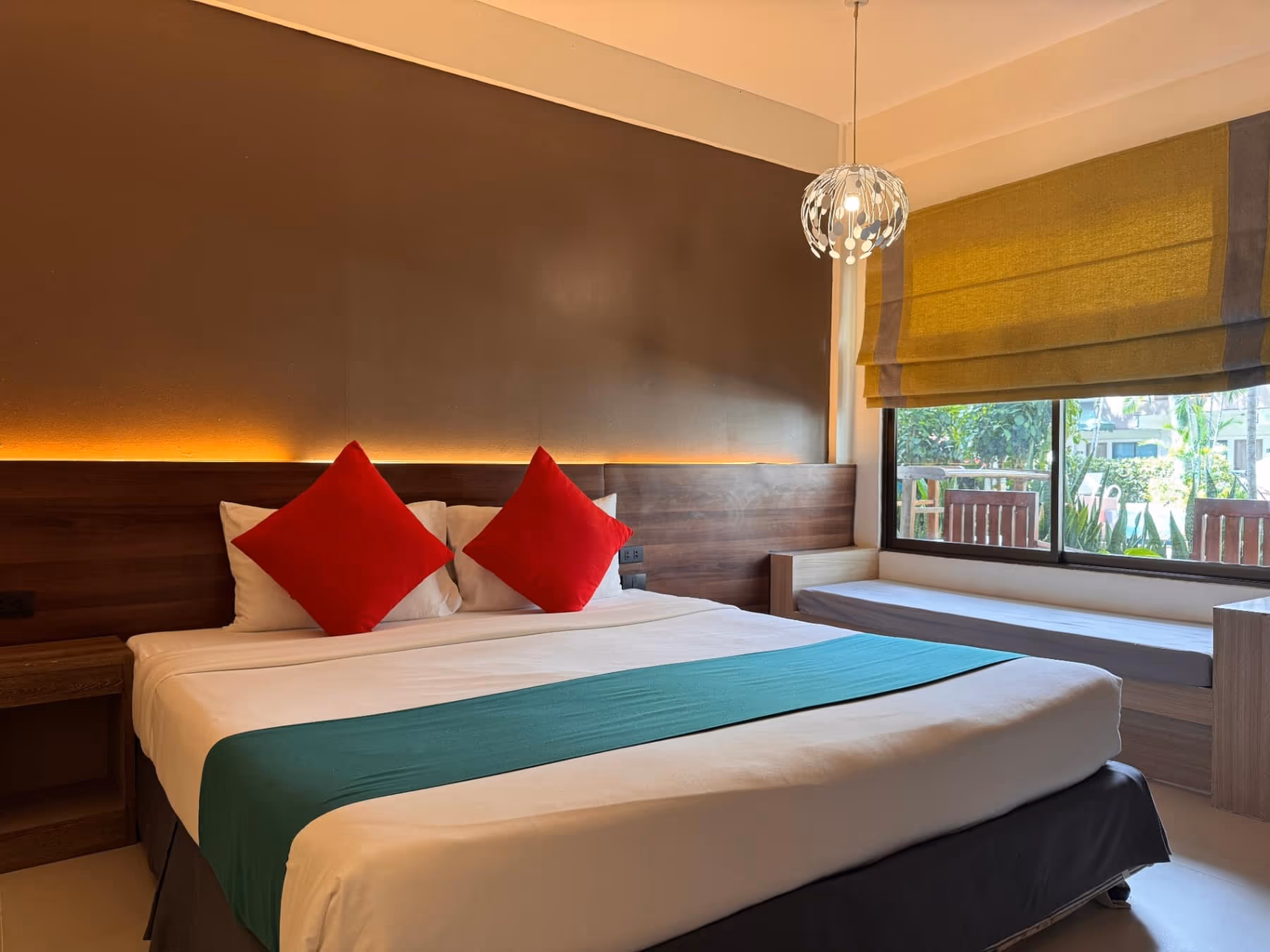 The Viridian Resort Patong Phuket hotel β photo 32