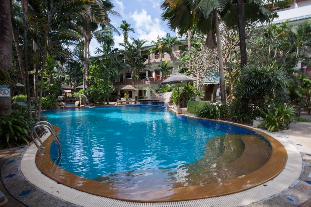 The Viridian Resort Patong Phuket hotel β photo 7